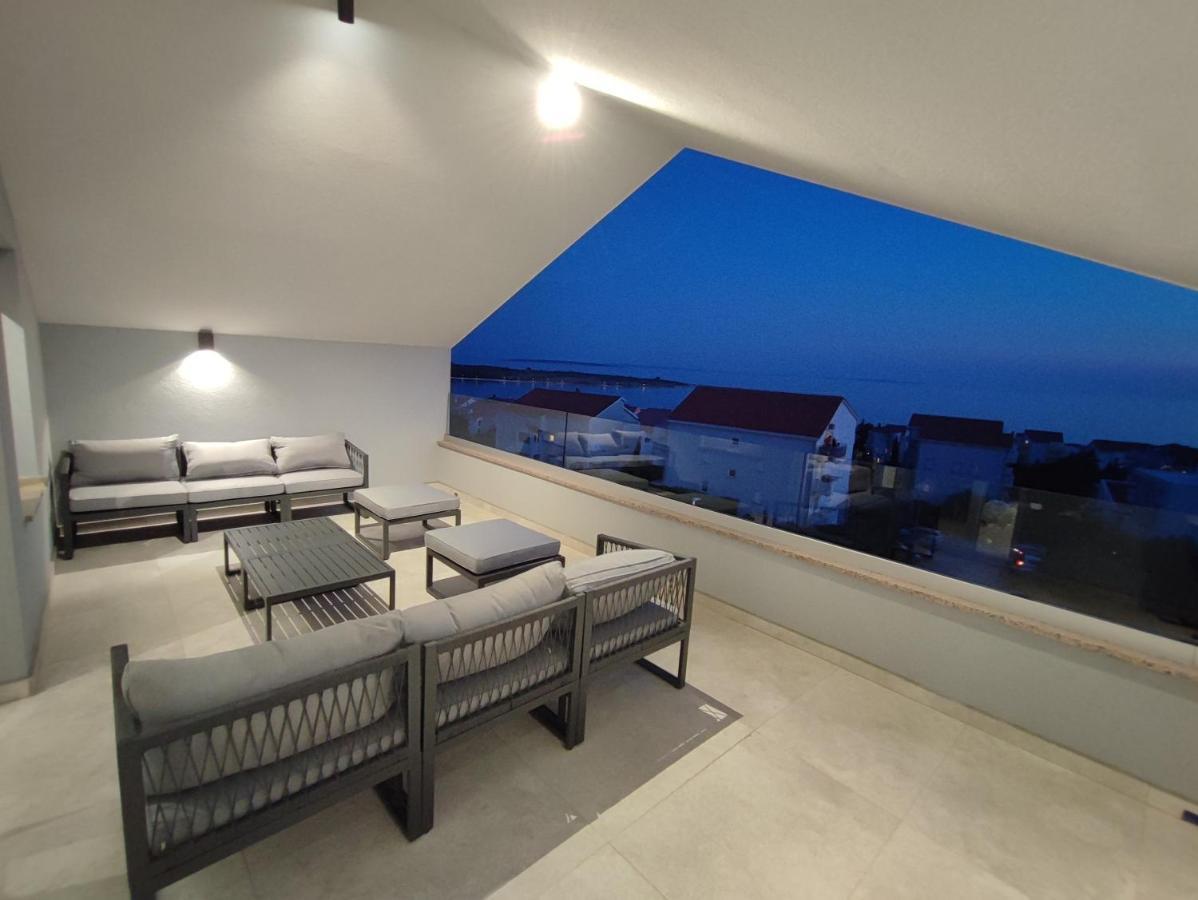 Dali II Apartment Novalja Phòng bức ảnh