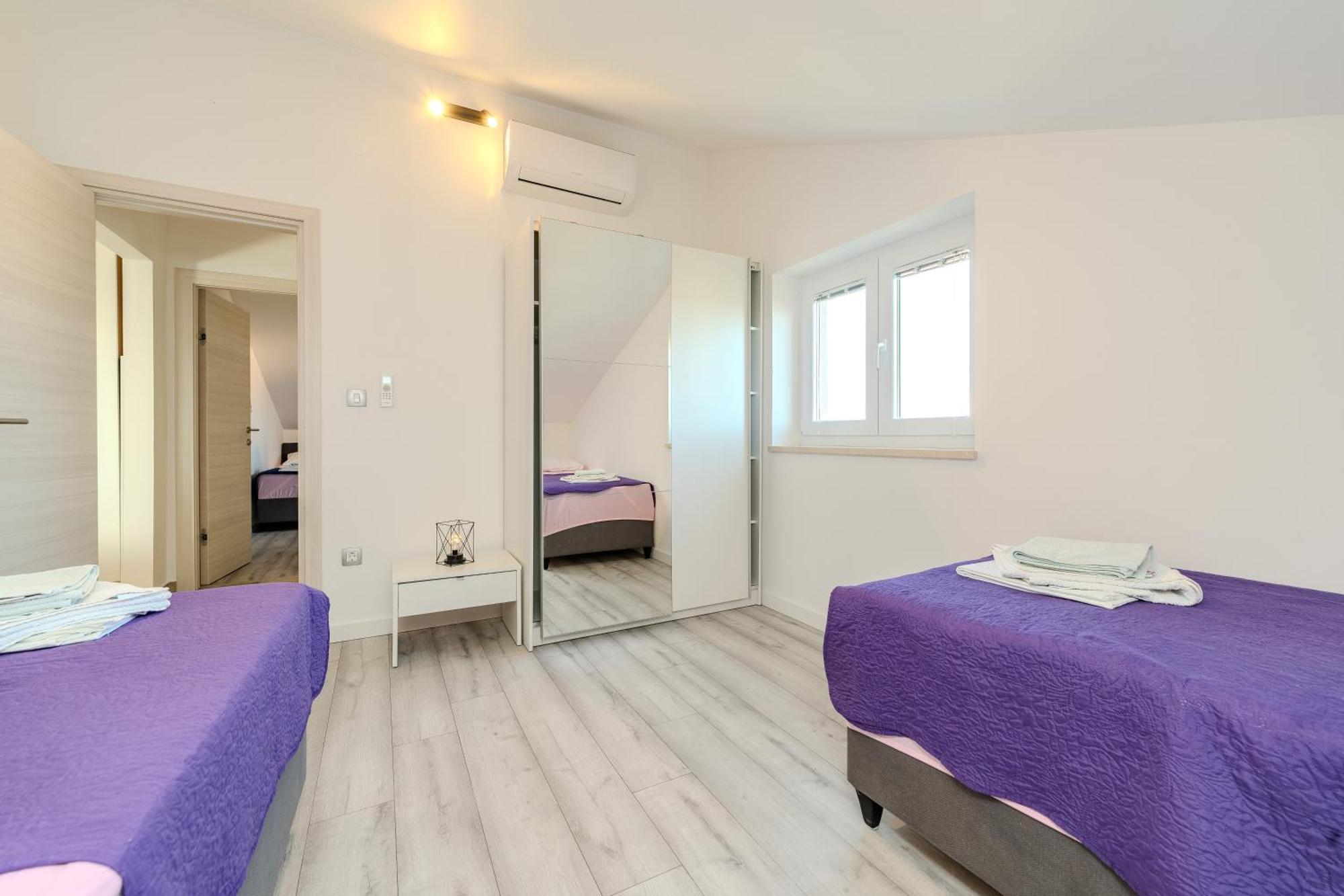 Dali II Apartment Novalja Ngoại thất bức ảnh